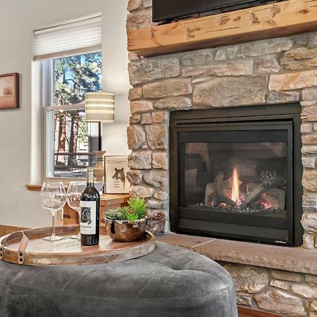 Black Bear Cabin With Hot Tub Woodland Park Exteriér fotografie